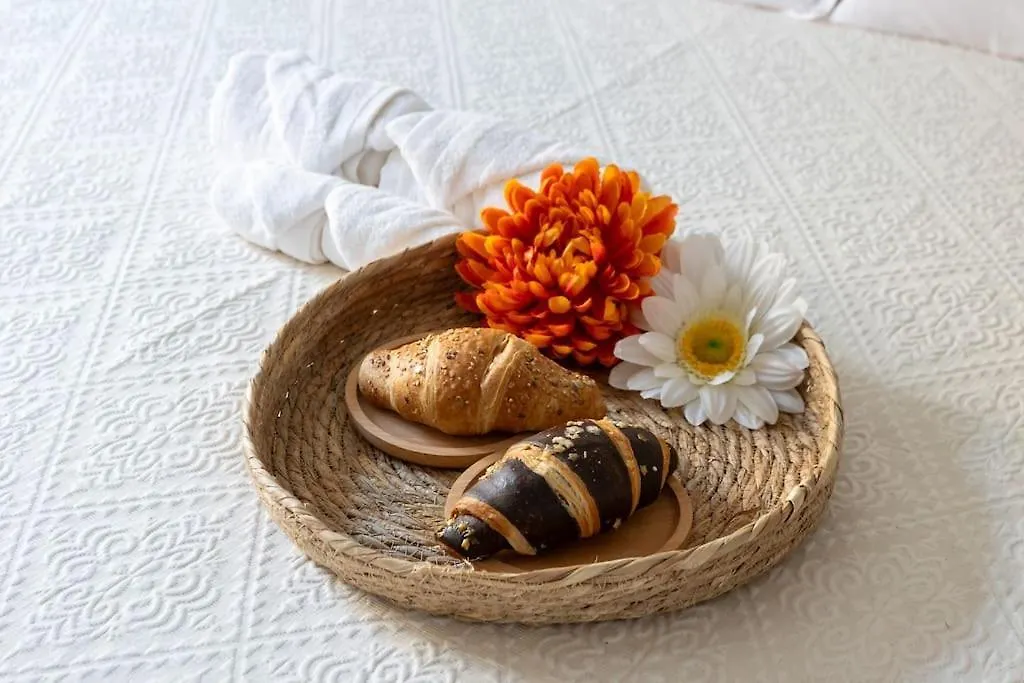 Tirso Home Casa In Centro Free Parking & Wifi Oristano Apartment